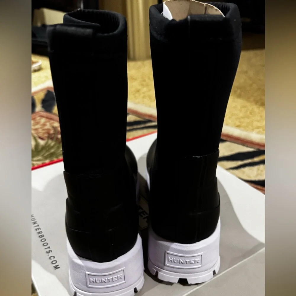 NWT Hunter lug sole rain Boots - Picture 3 of 5